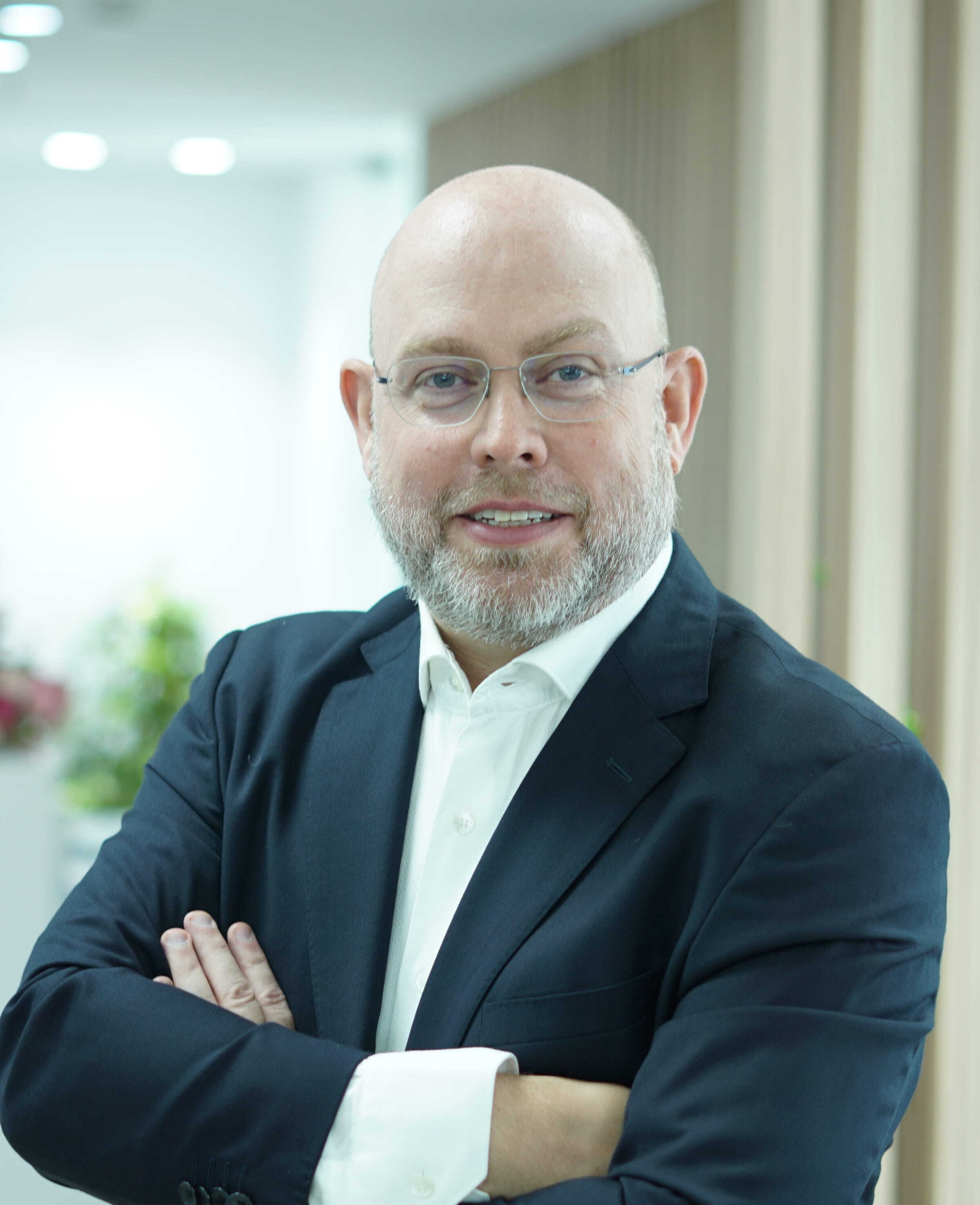 Chris Avison Headshot
