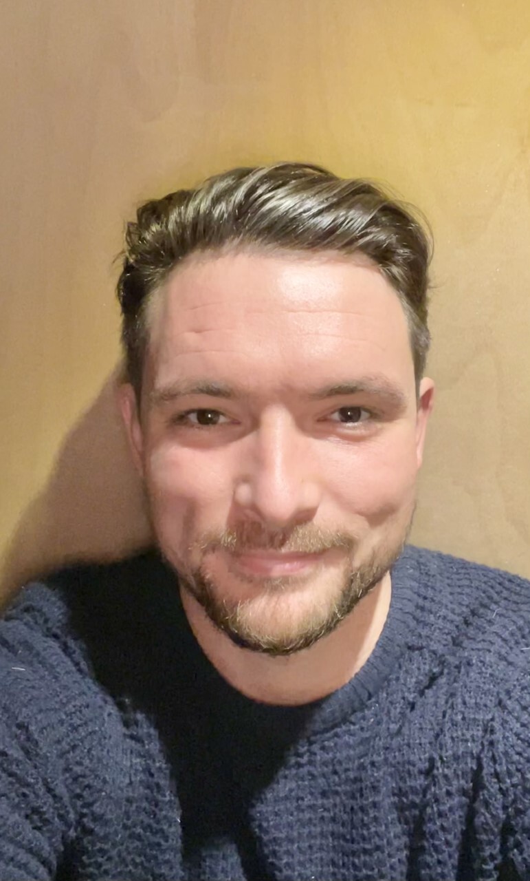 Robin O Connell Headshot