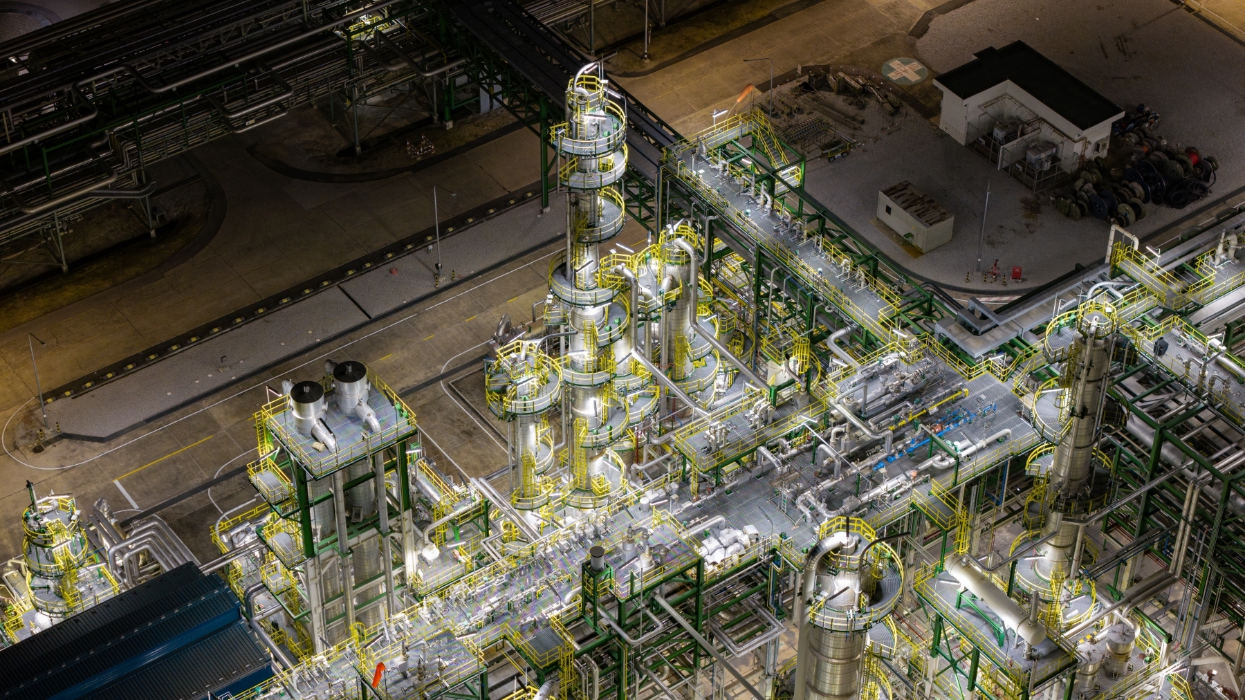 Illuminated industrial refinery at night 2026 01 09 01 07 42 utc